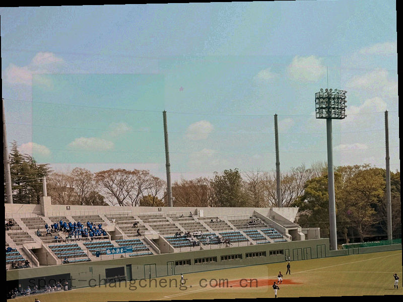 赛前前瞻信息卡片，展示伤停数据和对比工具